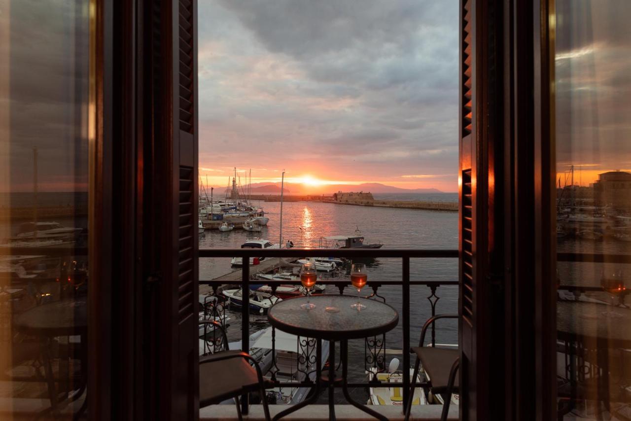 Destino Home Overlooking The Venetian Port Of Chania La Canée Extérieur photo